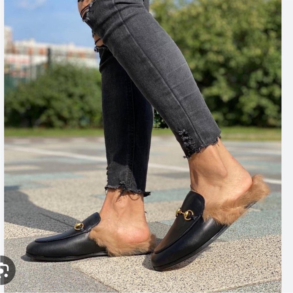 GUCCI “Princetown” Fur Lined Black Leather Mules - Picture 8 of 15